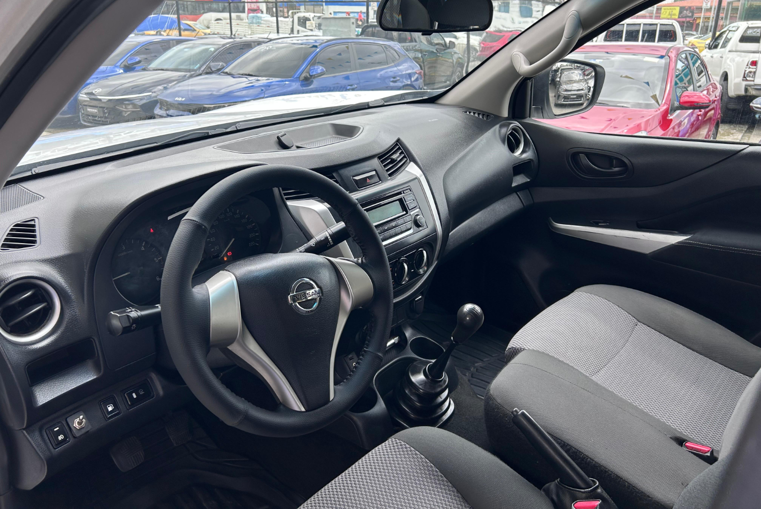 Nissan Frontier 2017 Manual color Blanco, Imagen #8