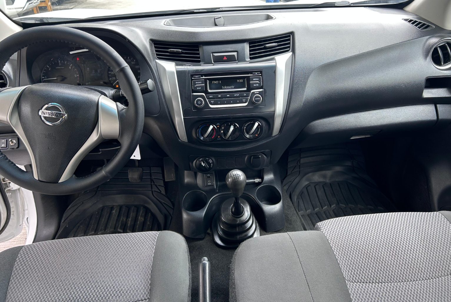 Nissan Frontier 2017 Manual color Blanco, Imagen #9