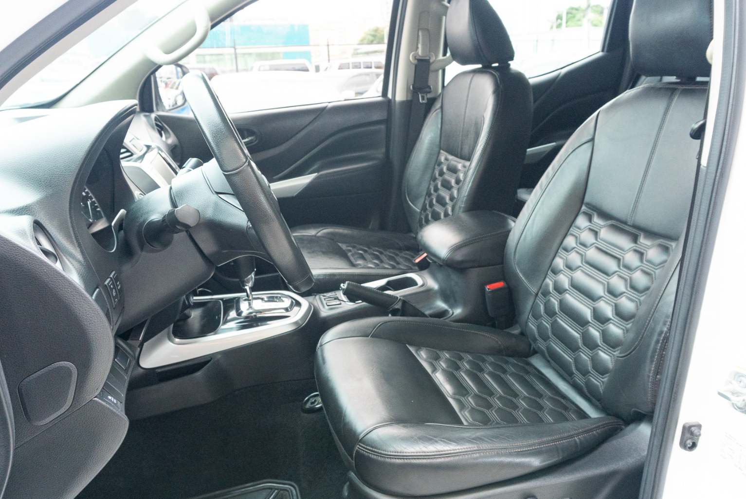 Nissan Frontier 2022 Automático color Blanco, Imagen #10