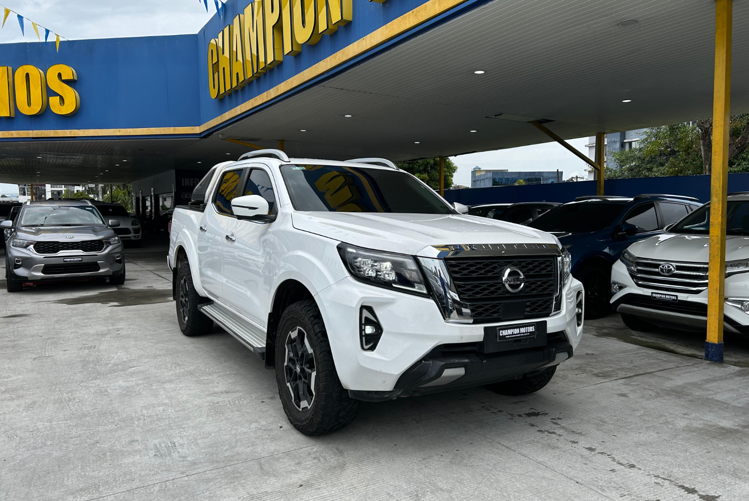 Nissan Frontier 2022 Automático color Blanco, Imagen #3