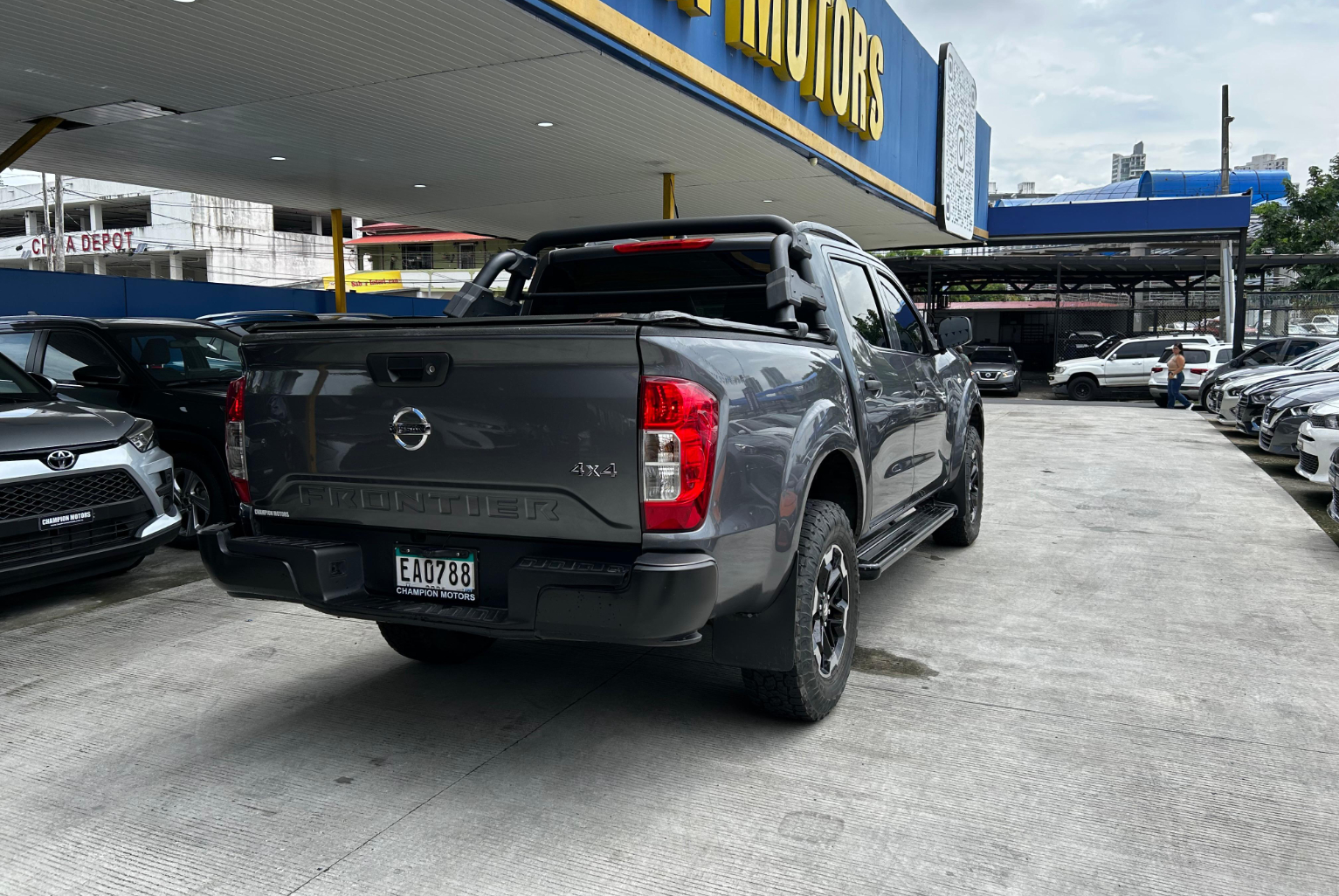 Nissan Frontier 2022 Manual color Gris, Imagen #4