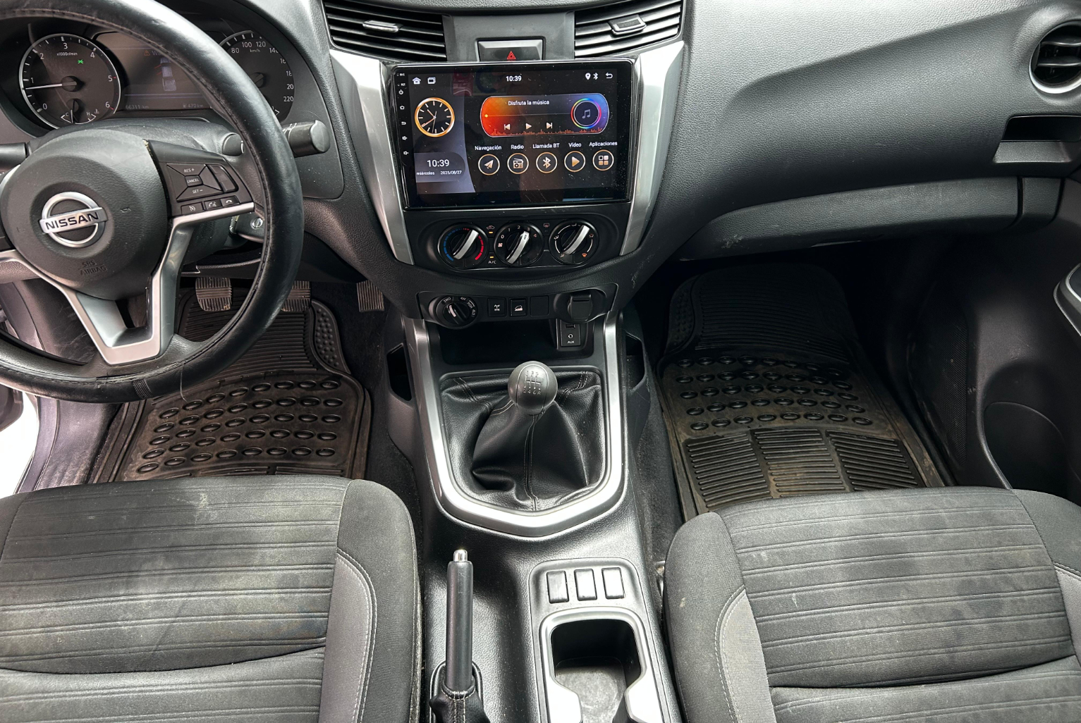 Nissan Frontier 2022 Manual color Gris, Imagen #9