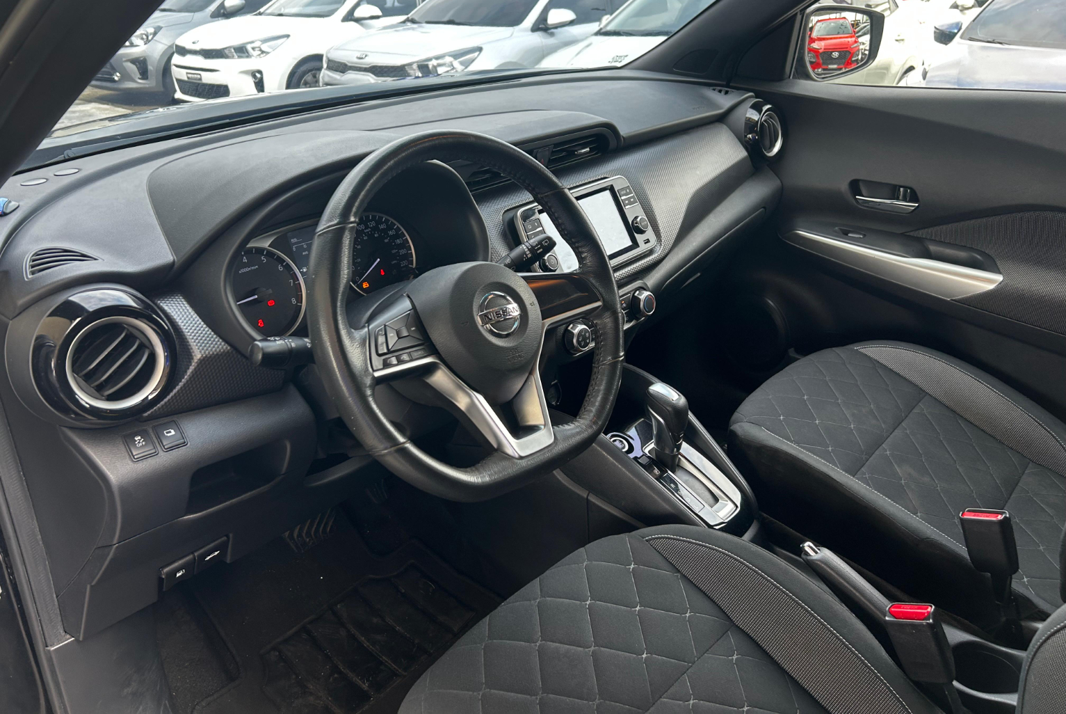 Nissan Kicks 2020 Automático color Negro, Imagen #7