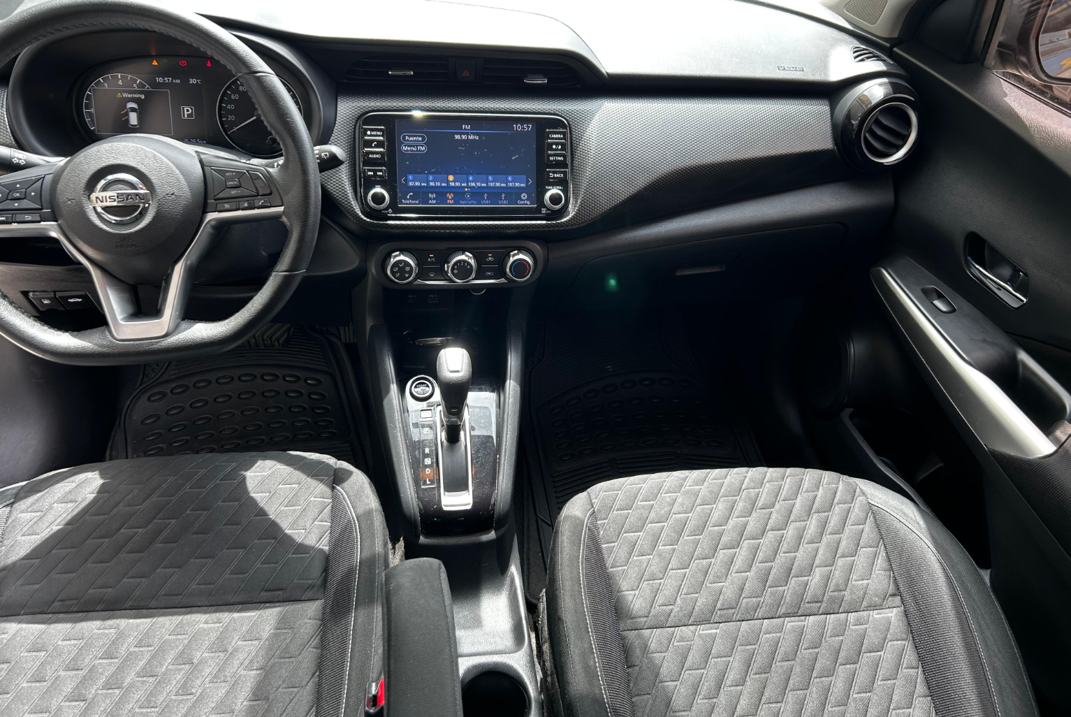 Nissan Kicks 2022 Automático color Gris, Imagen #9