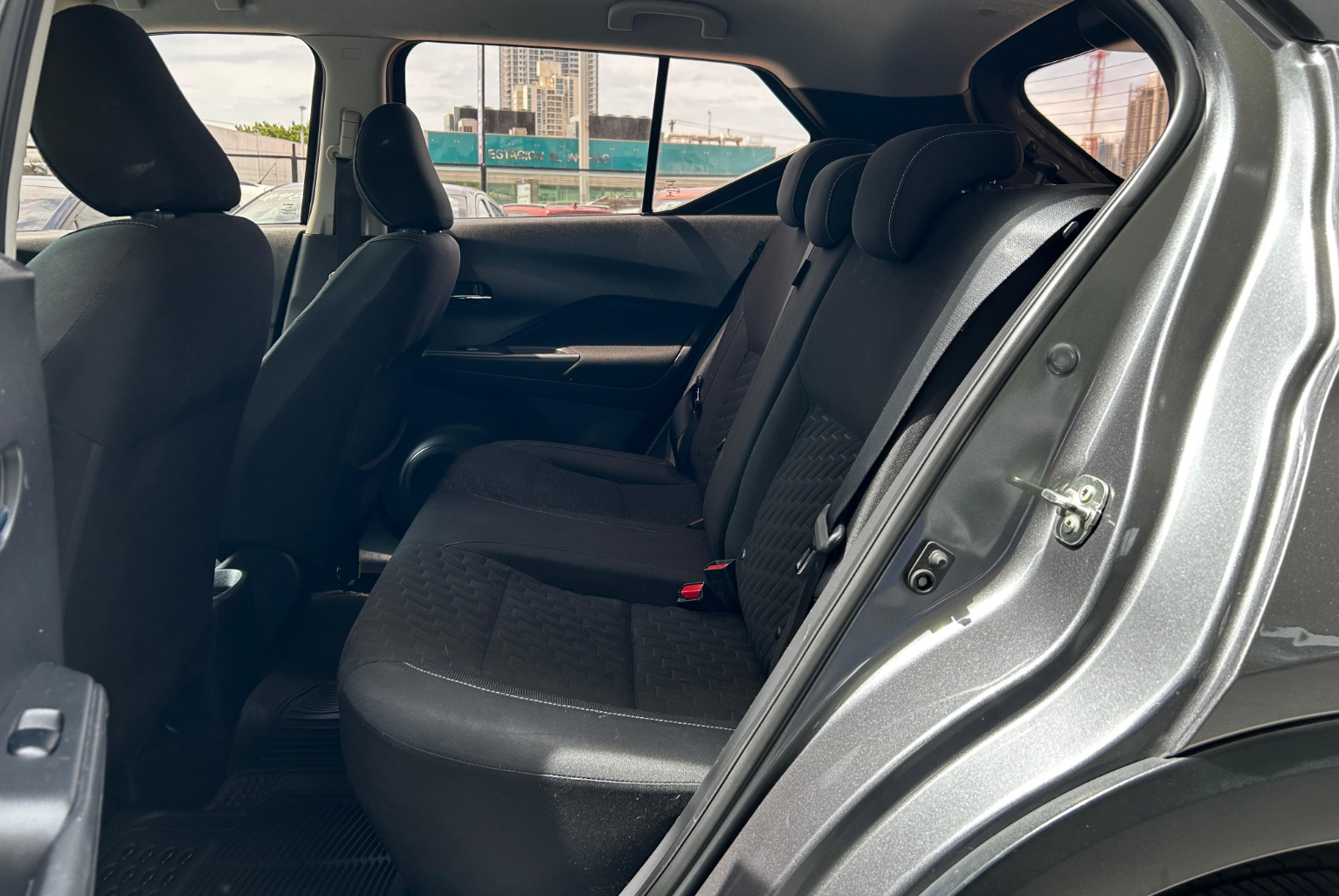 Nissan Kicks 2022 Automático color Gris, Imagen #10