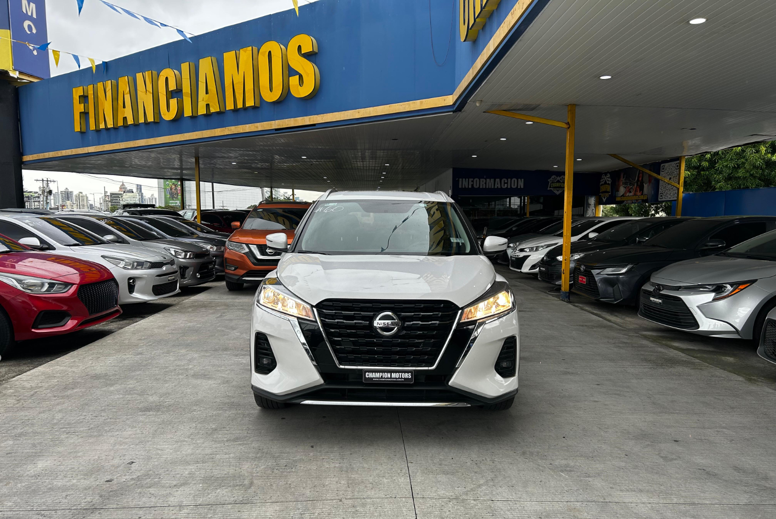 Nissan Kicks 2022 Automático color Blanco, Imagen #2