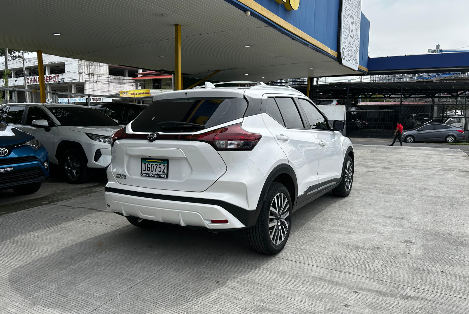Nissan Kicks 2023 Automático color Blanco, Imagen #4