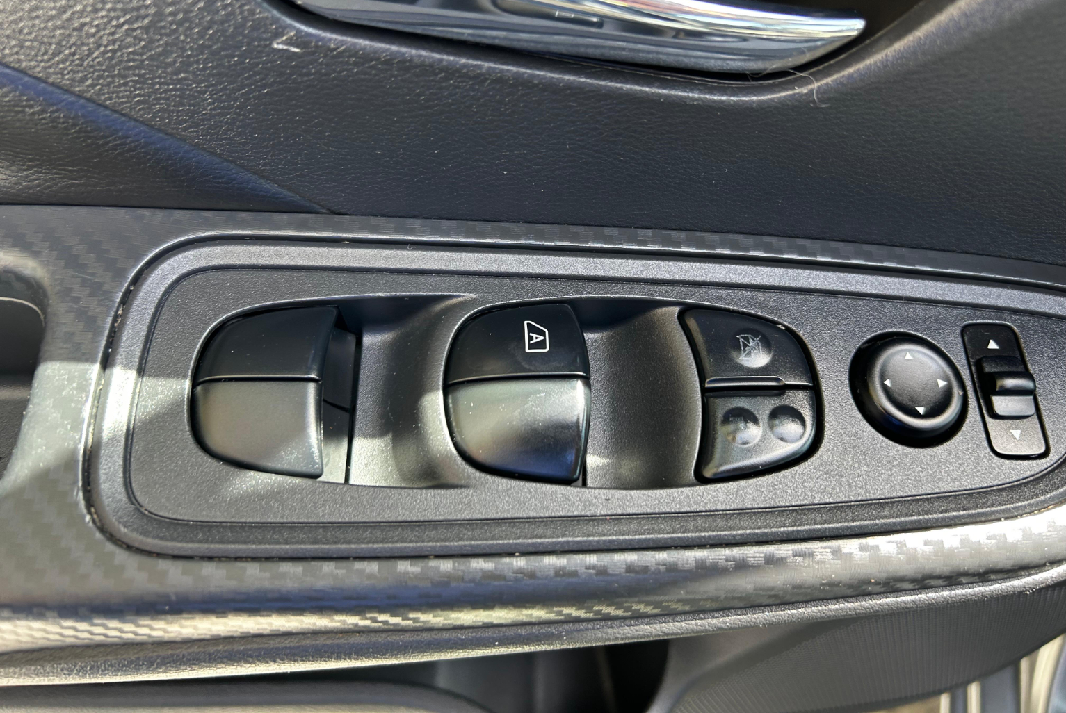 Nissan Versa 2020 Automático color Gris, Imagen #12