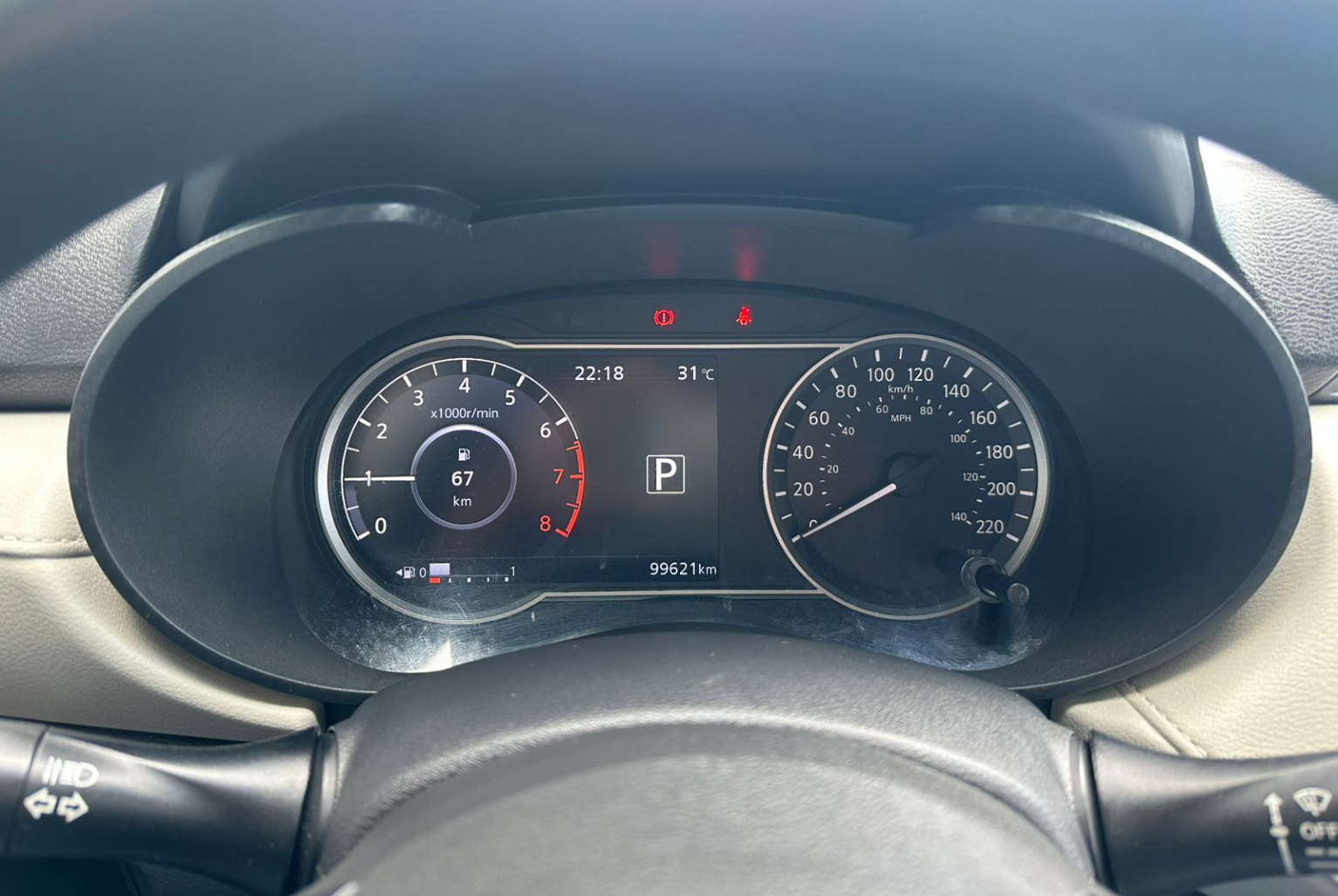 Nissan Versa 2020 Automático color Negro, Imagen #13