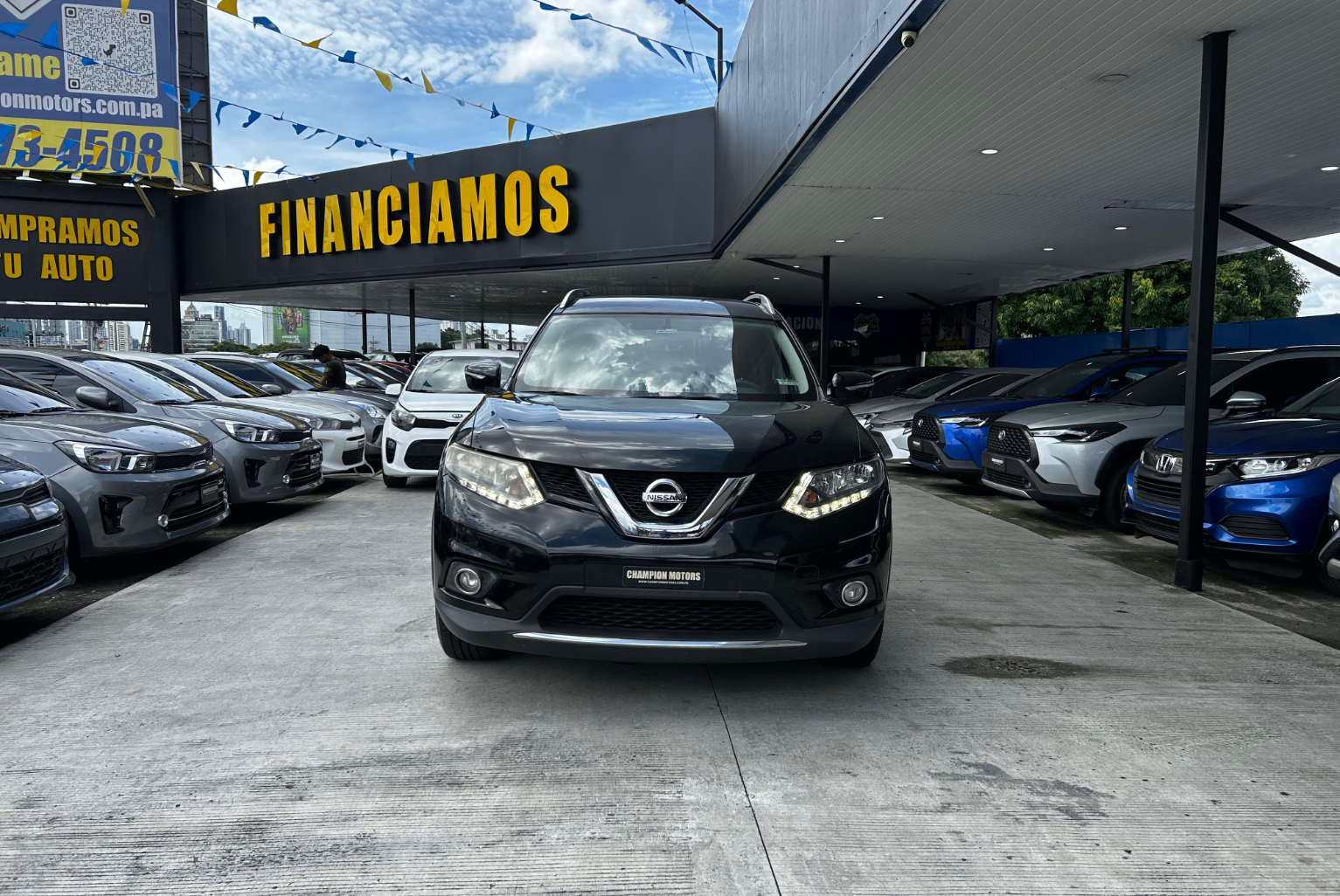 Nissan X-Trail 2018 Automático color Negro, Imagen #2