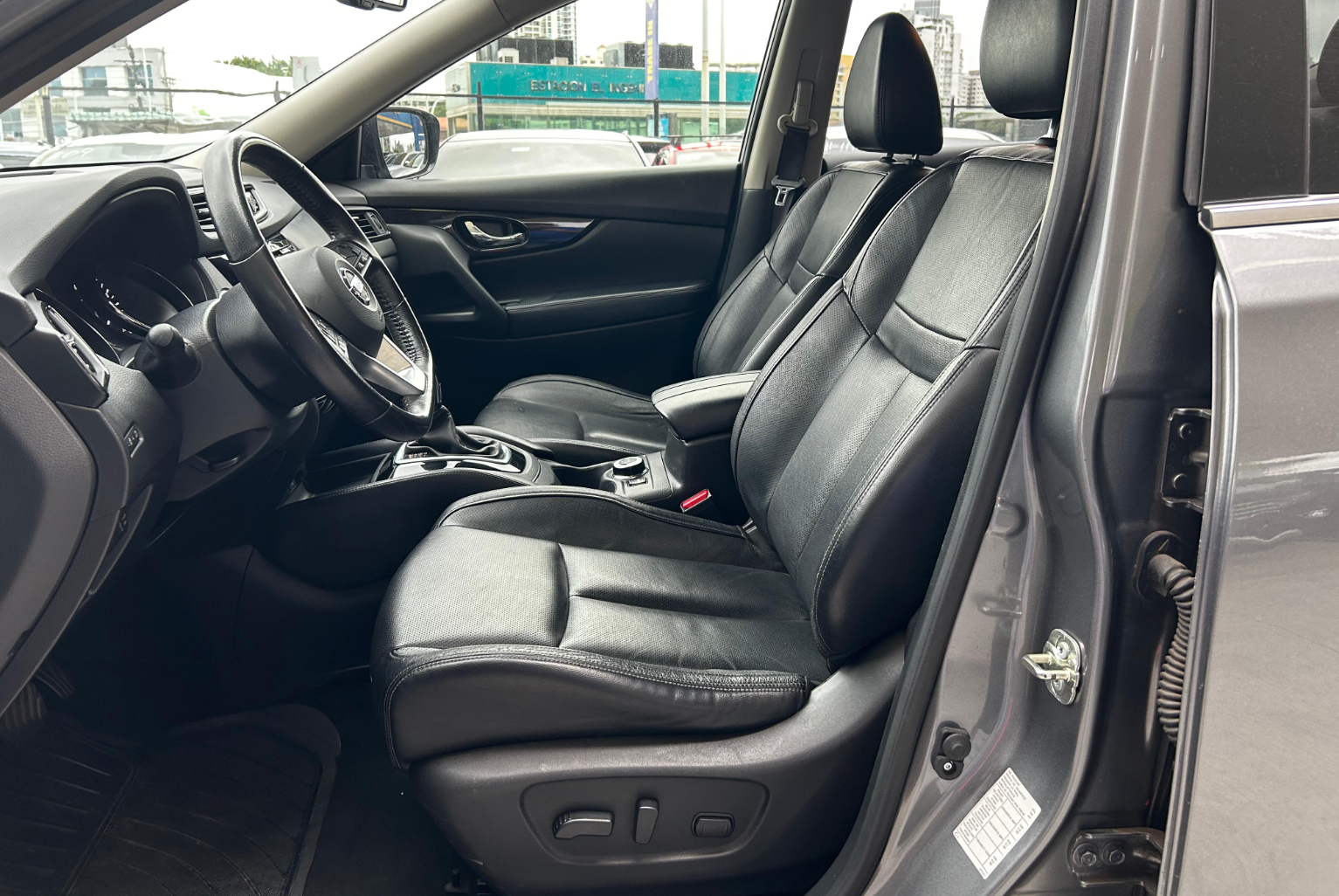 Nissan X-Trail 2019 Automático color Gris, Imagen #8