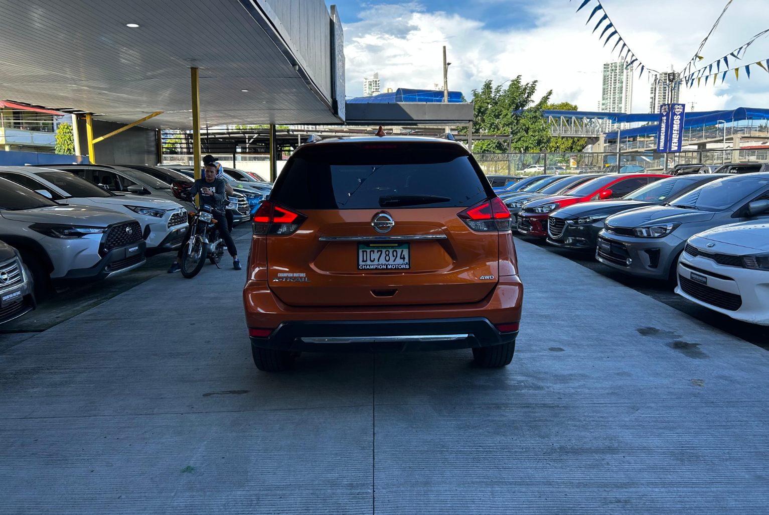 Nissan X-Trail 2021 Automático color Naranja, Imagen #5
