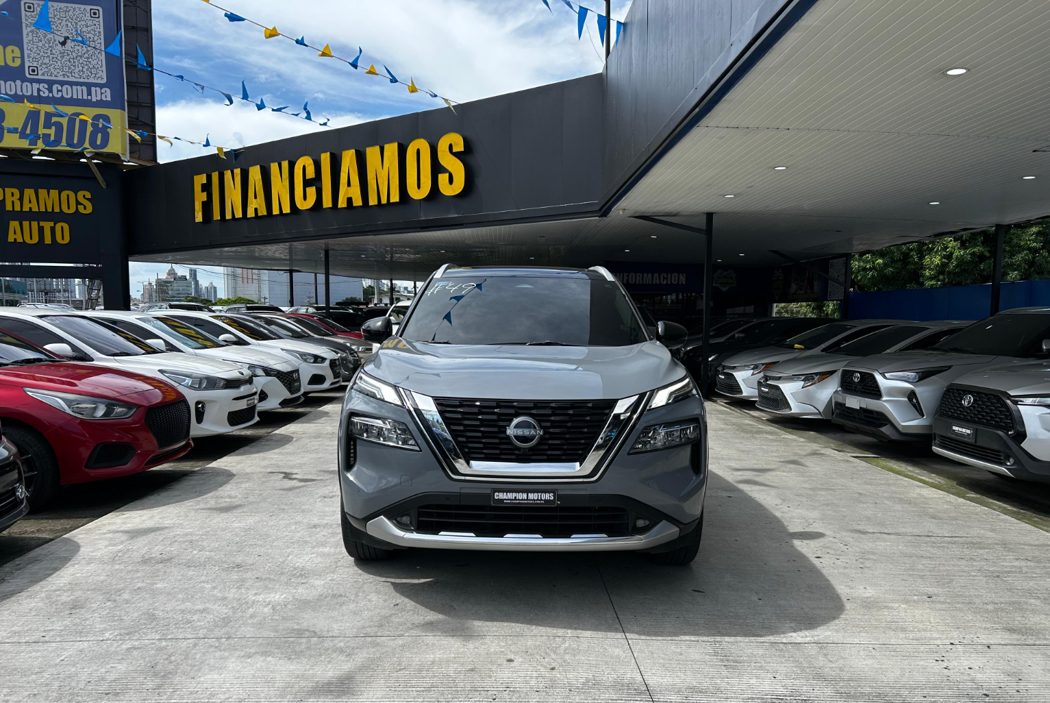 Nissan X-Trail 2026 Automático color Gris, Imagen #2