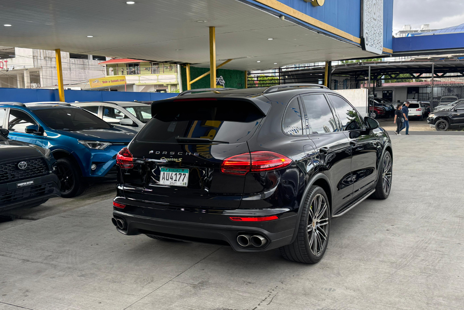 Porsche Cayenne 2015 Automático color Negro, Imagen #4
