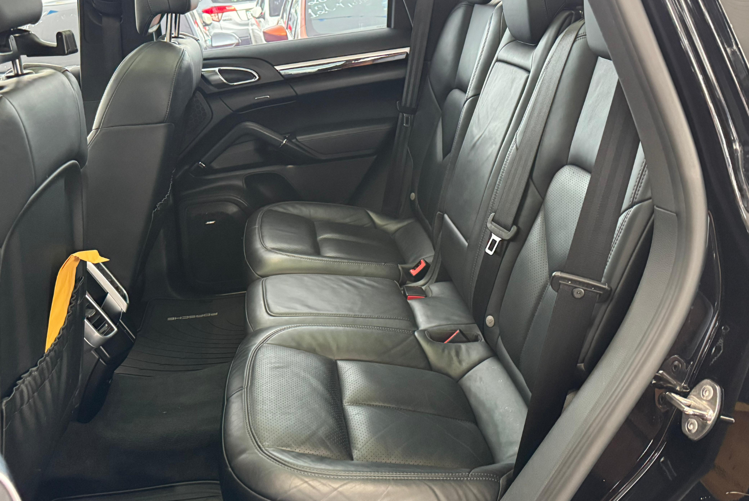 Porsche Cayenne 2015 Automático color Negro, Imagen #9