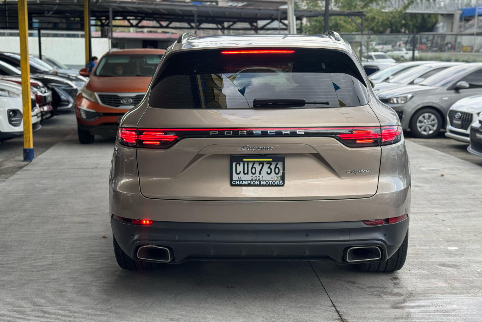 Porsche Cayenne 2019 Automático color Beige, Imagen #5