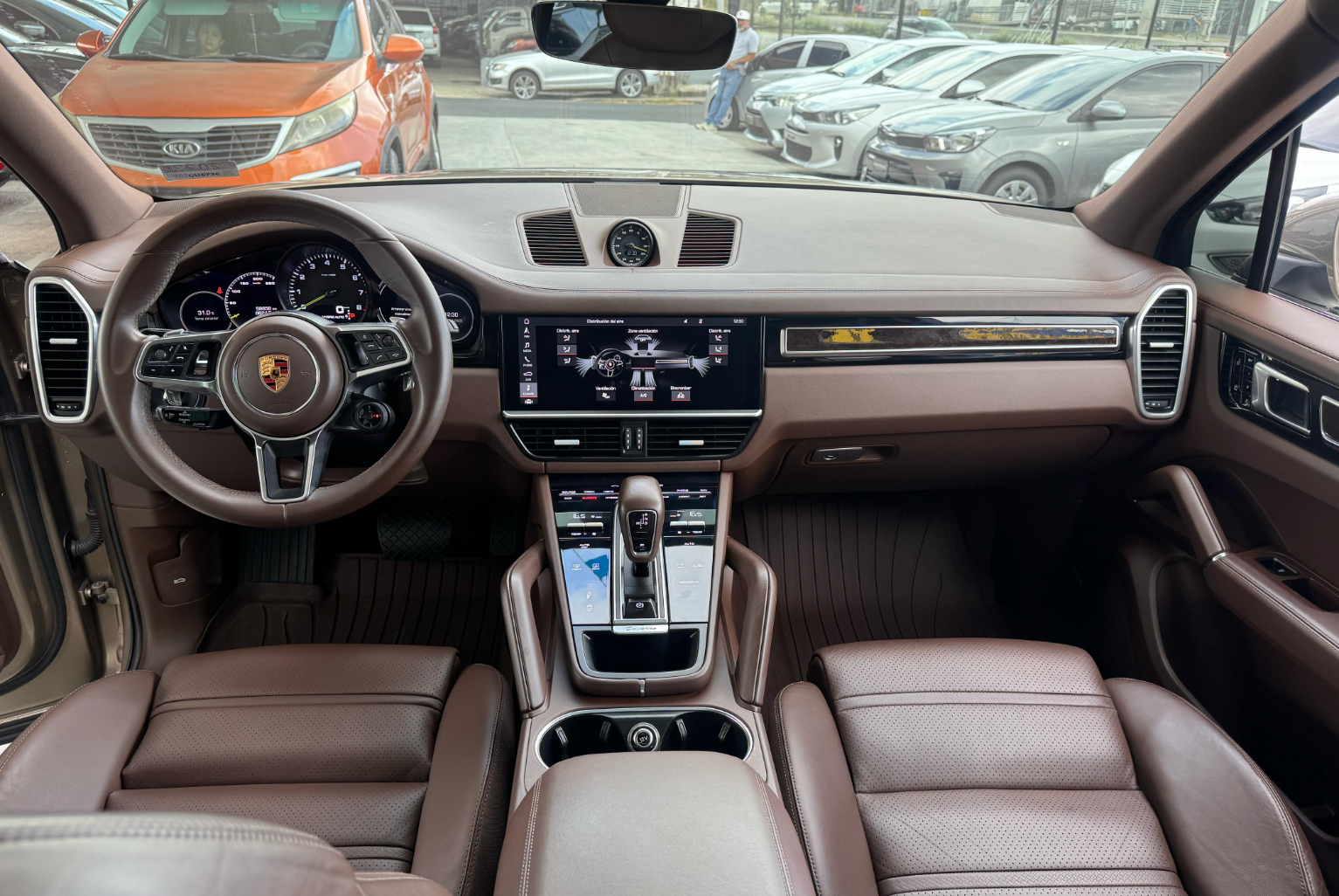 Porsche Cayenne 2019 Automático color Beige, Imagen #8