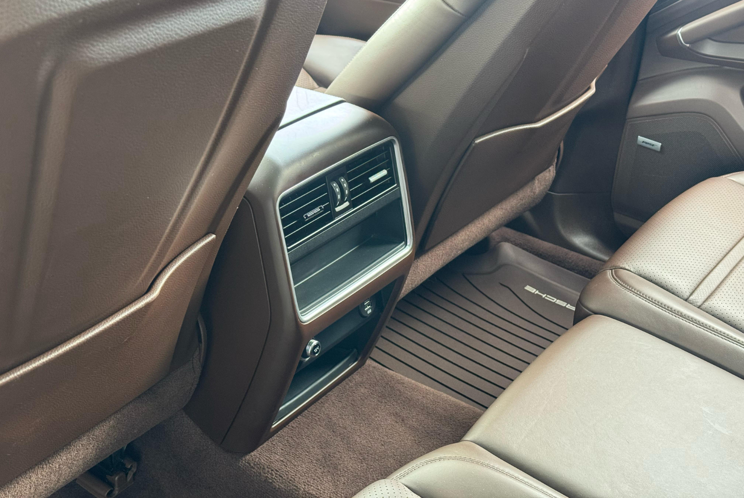 Porsche Cayenne 2019 Automático color Beige, Imagen #9