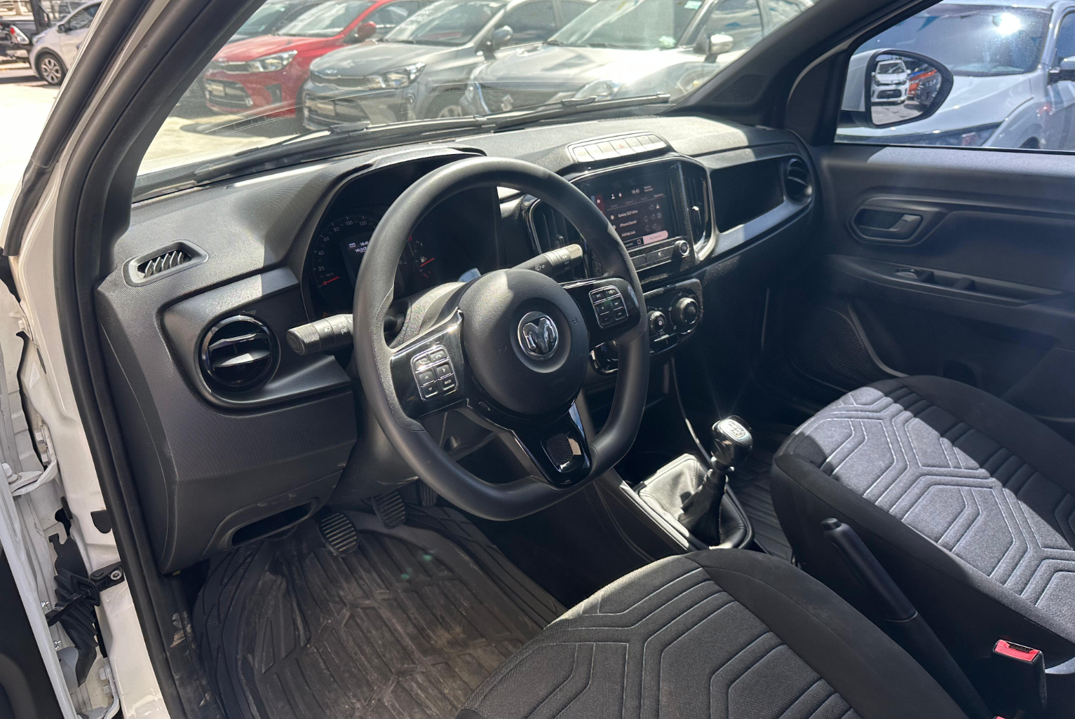 Ram Ram 700 2023 Manual color Blanco, Imagen #8