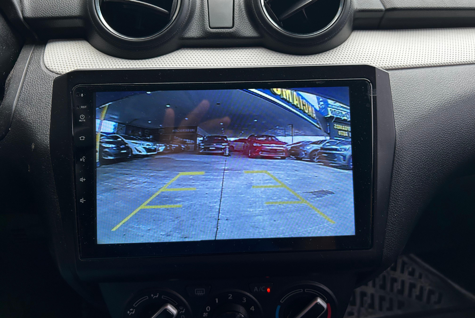 Suzuki Swift 2024 Automático color Azul, Imagen #11