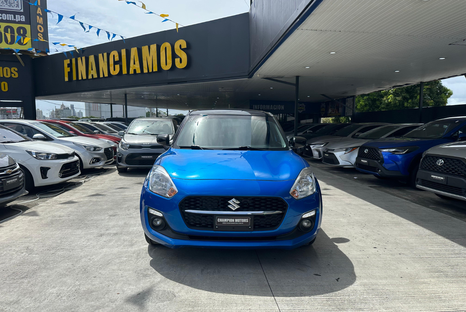 Suzuki Swift 2024 Automático color Azul, Imagen #2