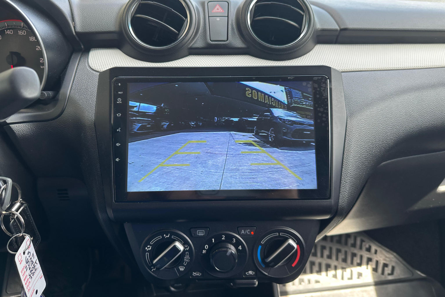 Suzuki Swift 2024 Automático color Azul, Imagen #12