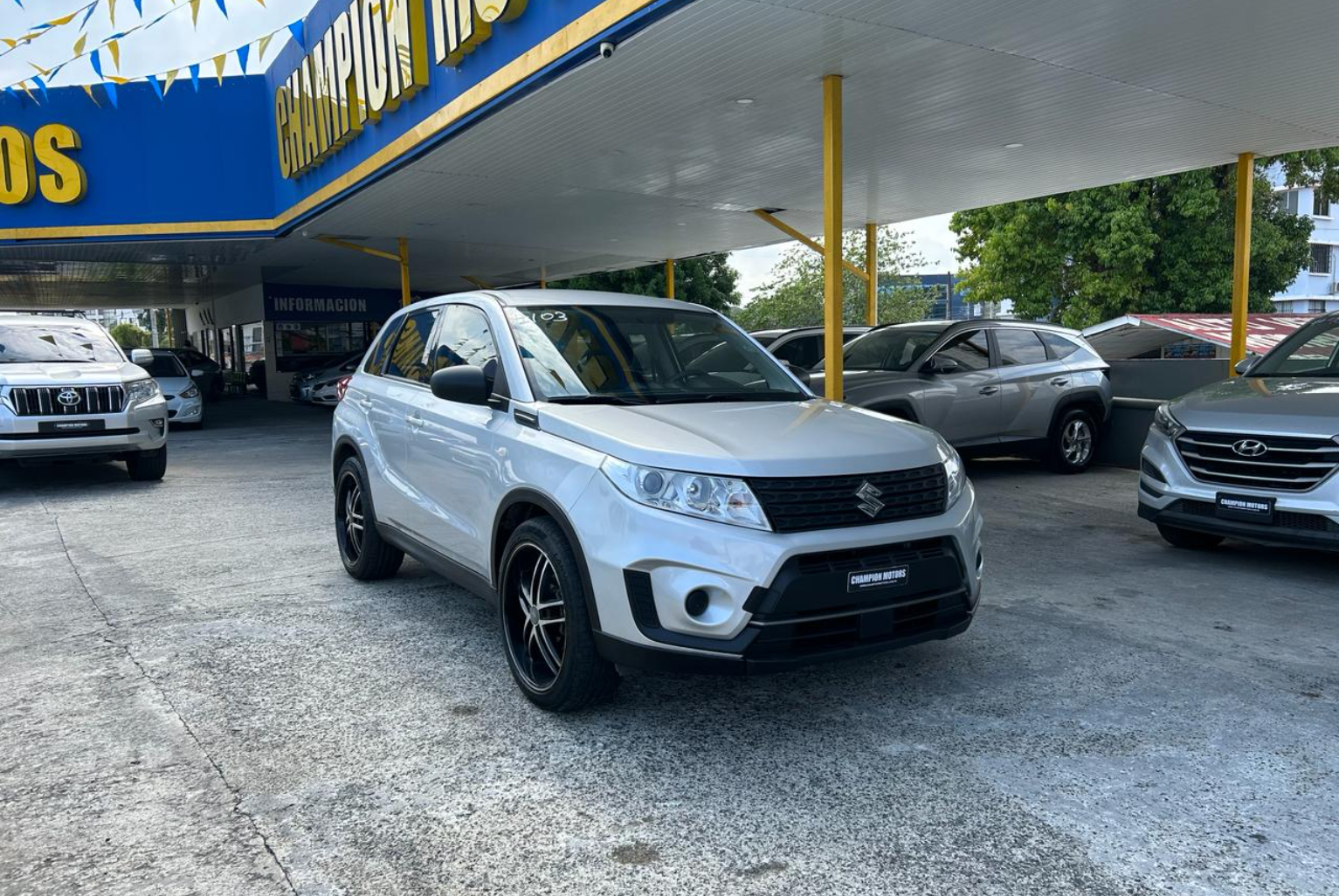 Suzuki Vitara 2020 Automático color Plateado, Imagen #3