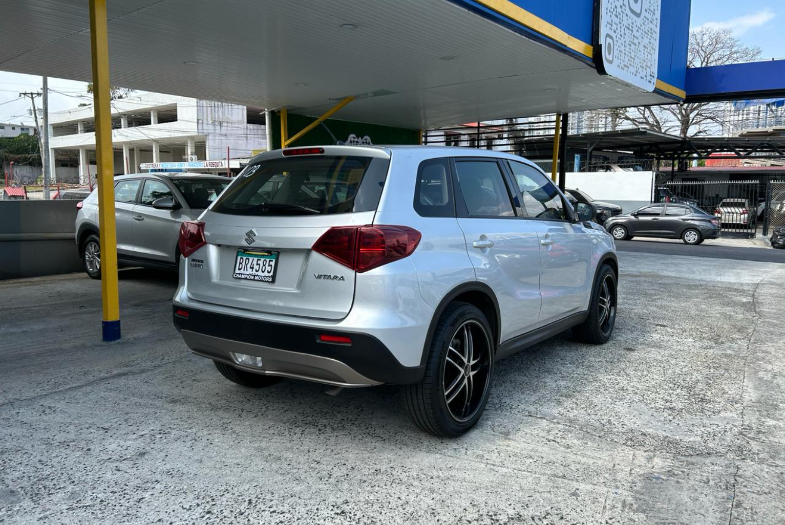 Suzuki Vitara 2020 Automático color Plateado, Imagen #4