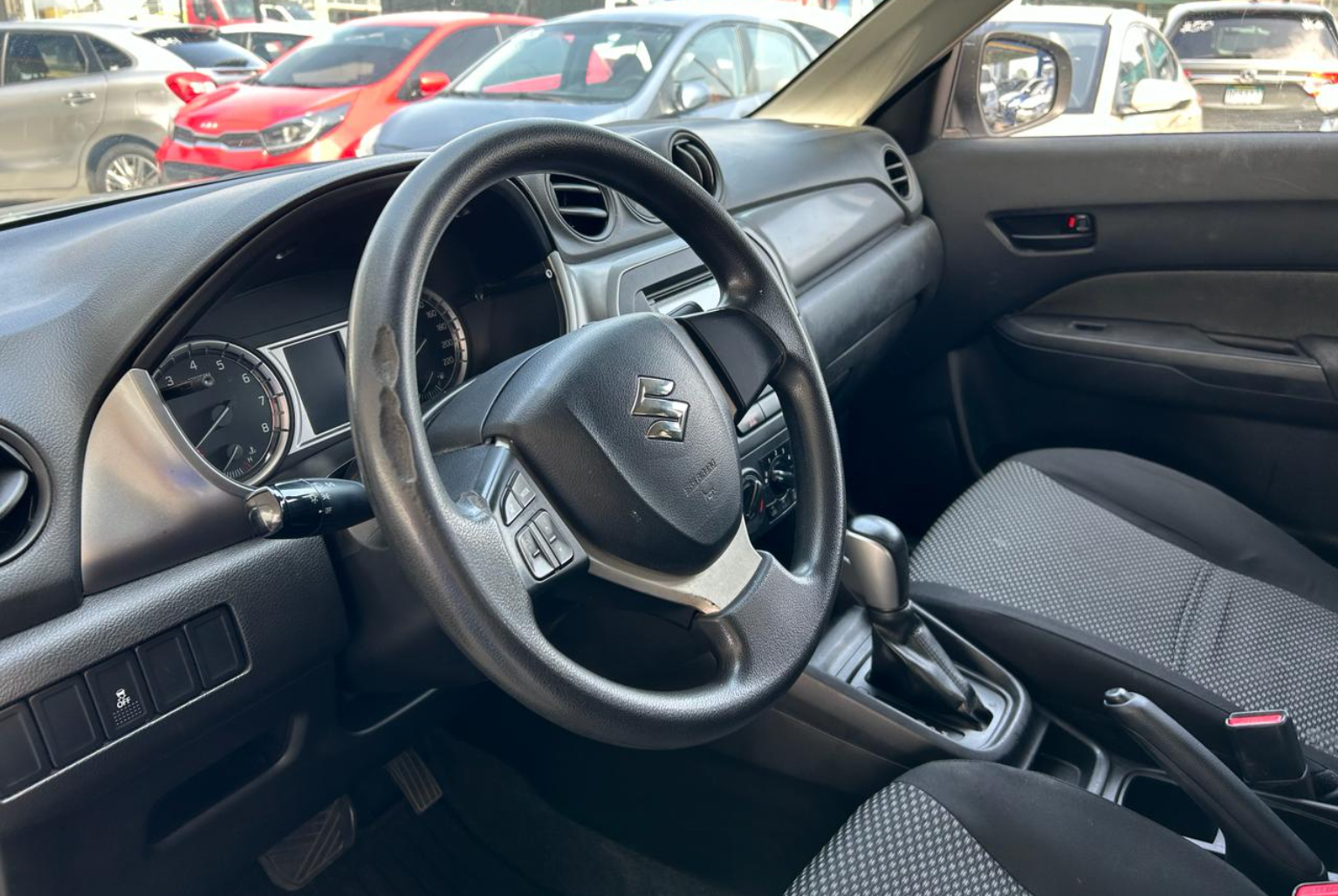 Suzuki Vitara 2020 Automático color Plateado, Imagen #7