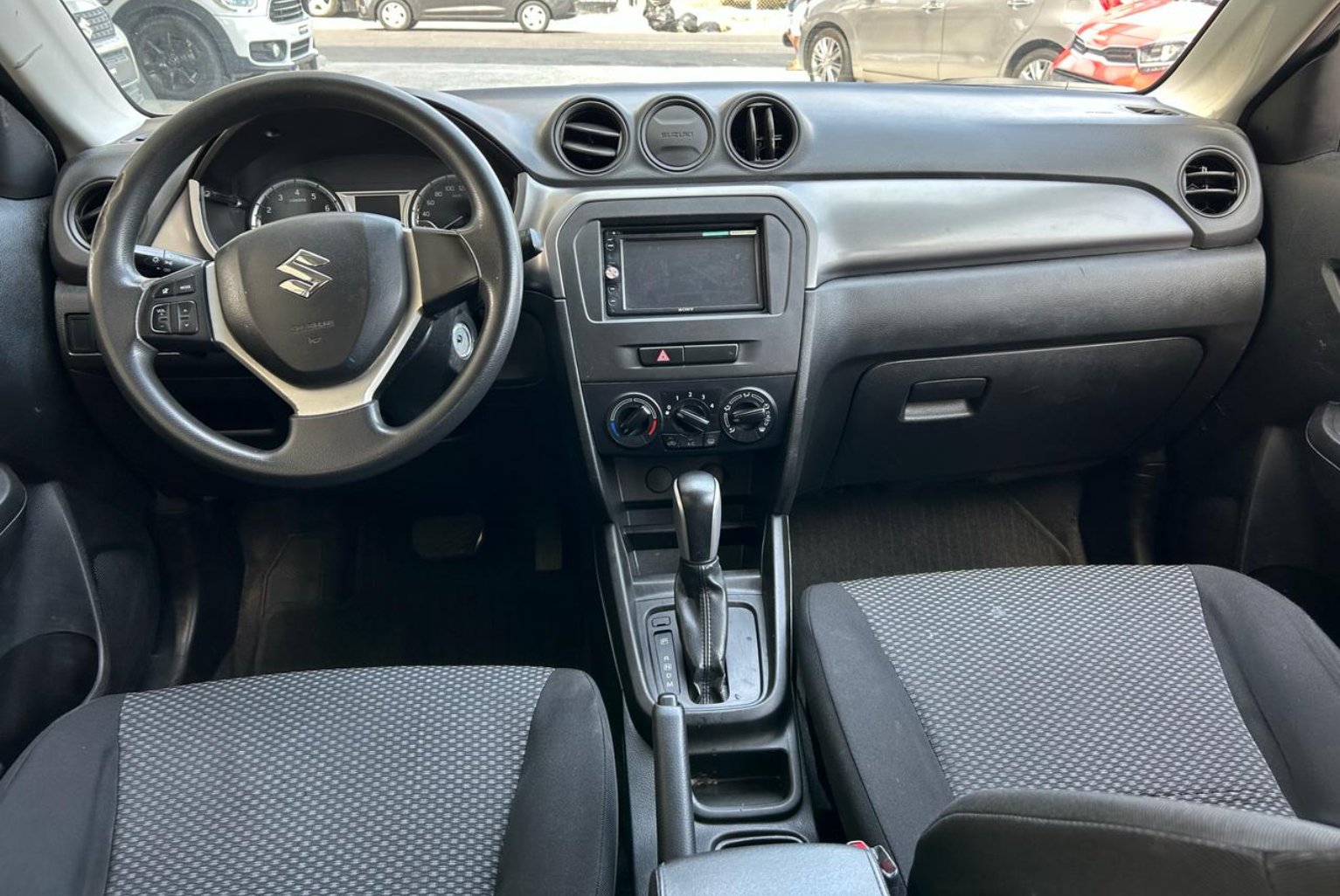 Suzuki Vitara 2020 Automático color Plateado, Imagen #9