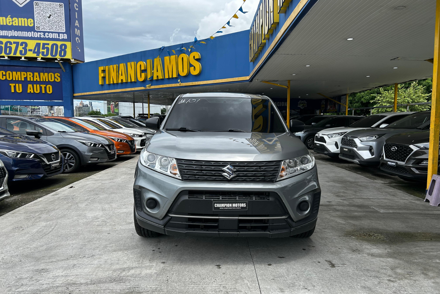 Suzuki Vitara 2020 Automático color Gris, Imagen #2