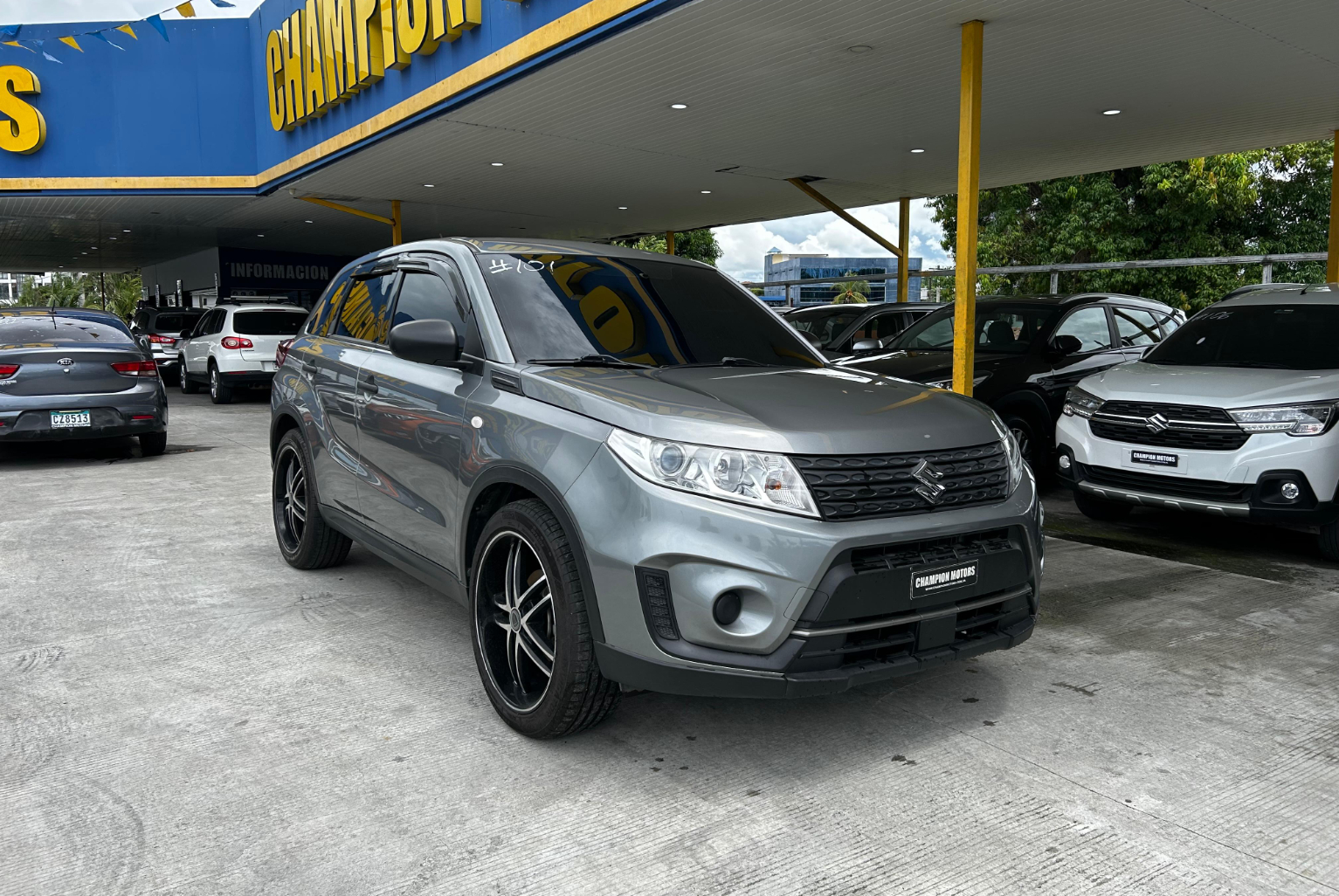 Suzuki Vitara 2020 Automático color Gris, Imagen #3