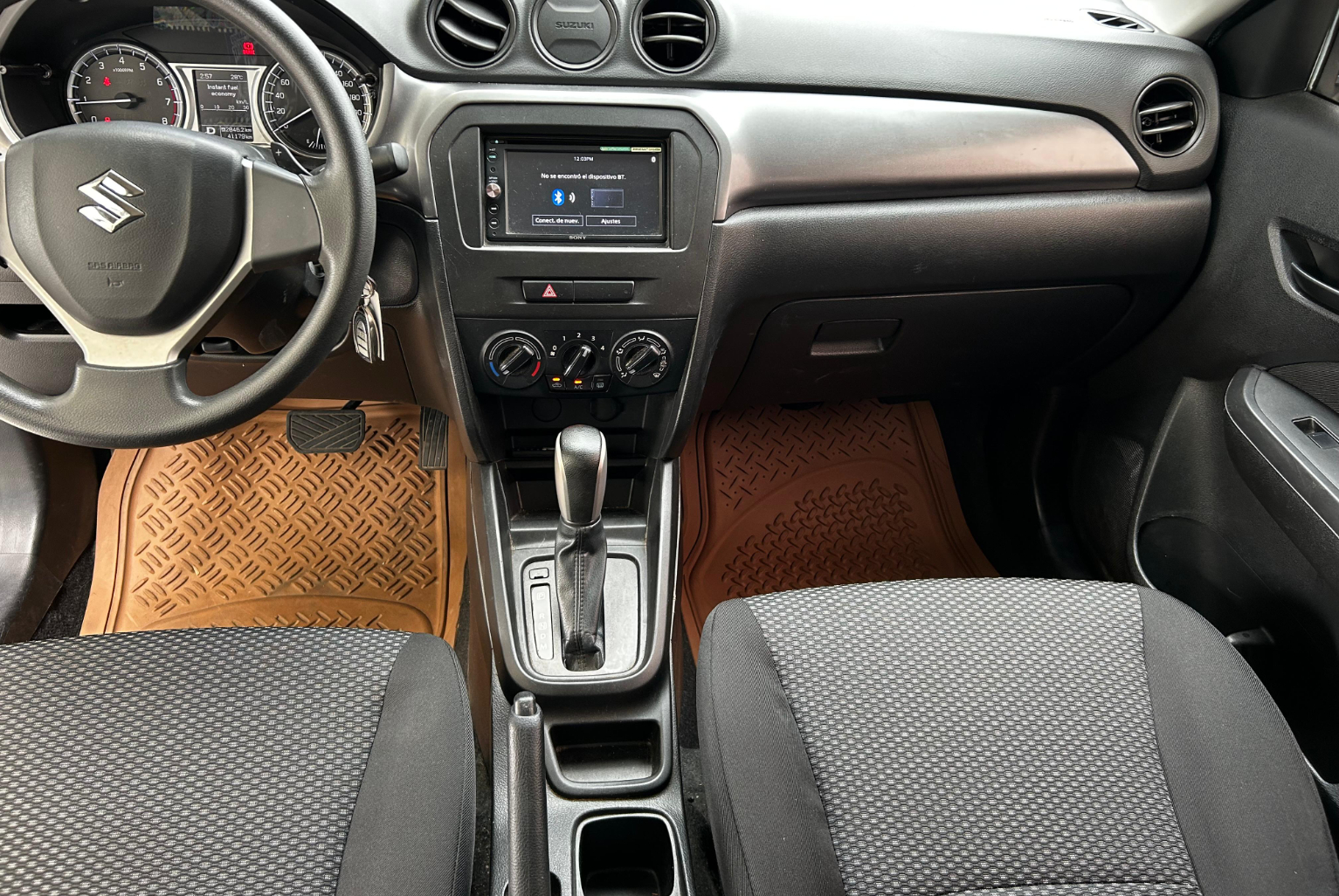 Suzuki Vitara 2020 Automático color Gris, Imagen #9