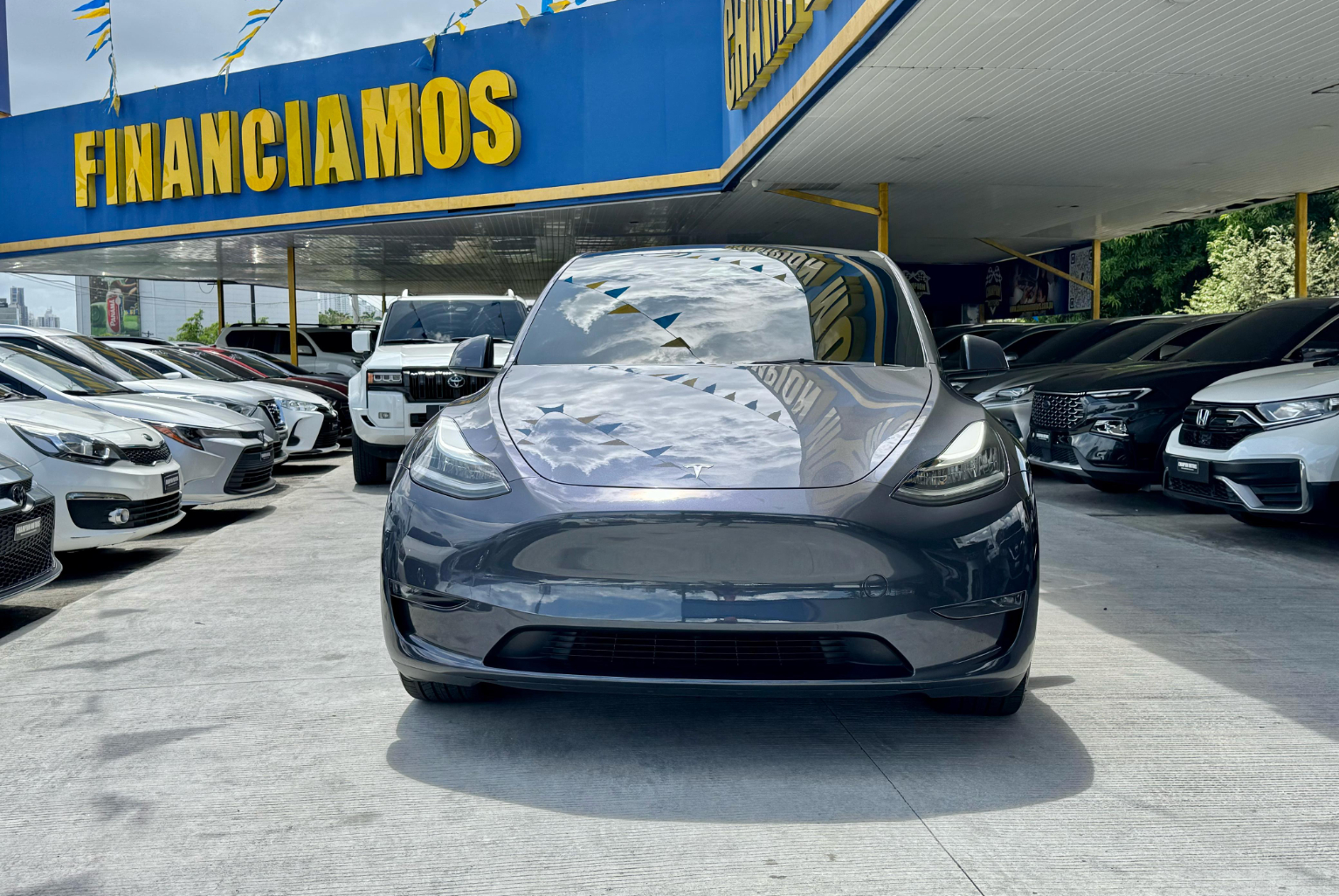 Tesla Y 2023 Automático color Gris, Imagen #2
