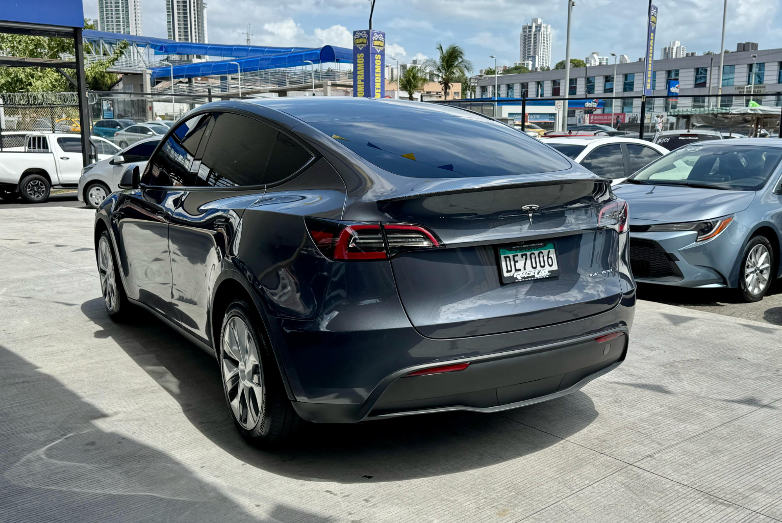 Tesla Y 2023 Automático color Gris, Imagen #6