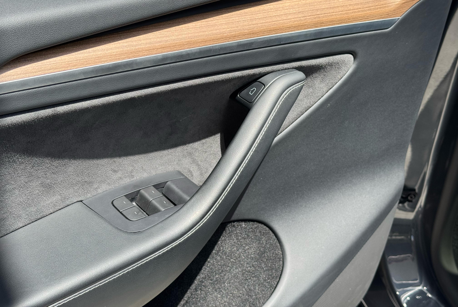 Tesla Y 2023 Automático color Gris, Imagen #8