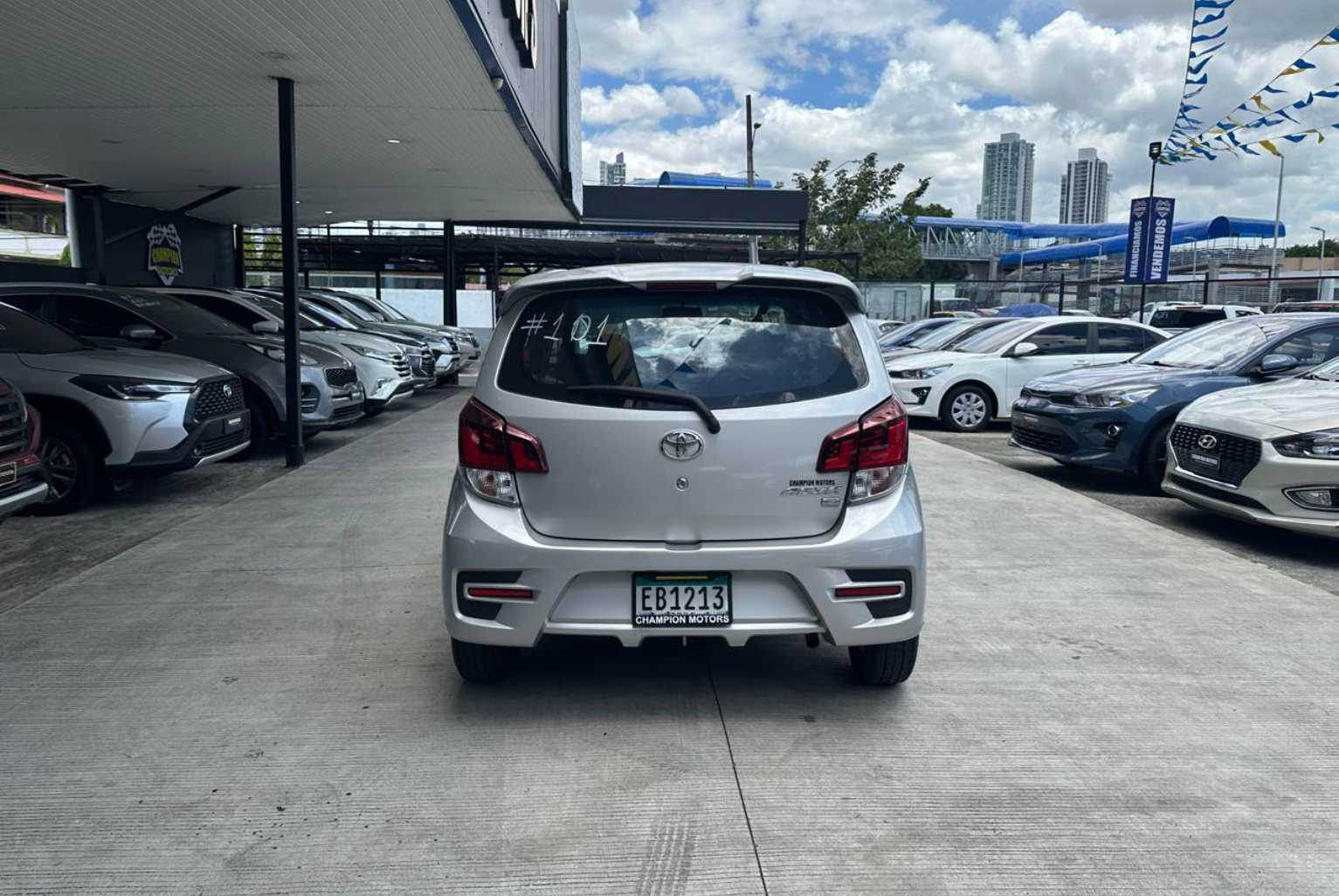 Toyota Agya 2019 Automático color Plateado, Imagen #5