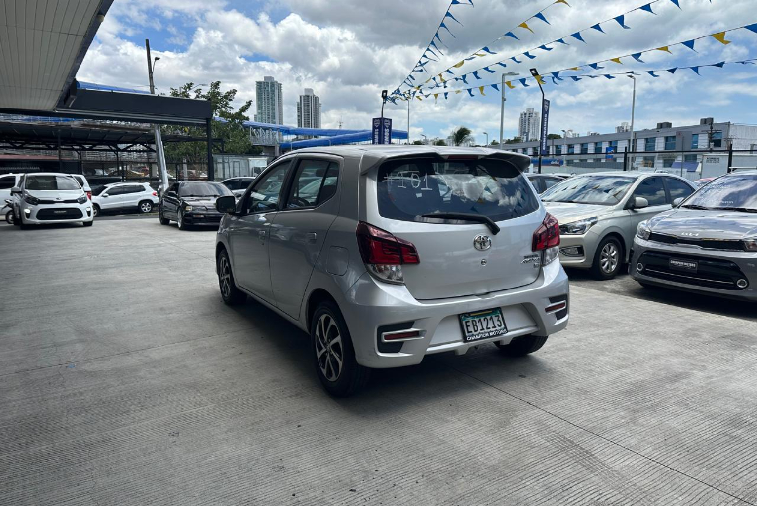 Toyota Agya 2019 Automático color Plateado, Imagen #6
