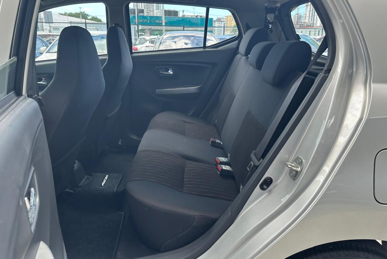 Toyota Agya 2019 Automático color Plateado, Imagen #10