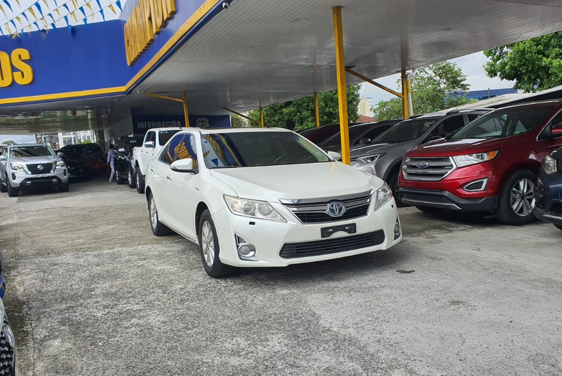 Toyota Camry 2013 Automático color Blanco, Imagen #3