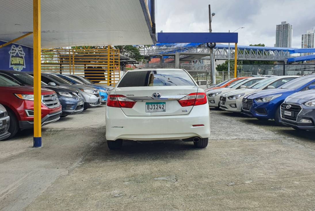 Toyota Camry 2013 Automático color Blanco, Imagen #5