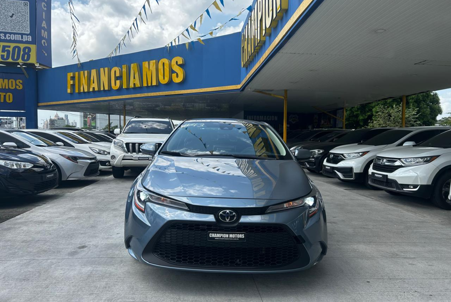 Toyota Corolla 2021 Automático color Celeste, Imagen #2