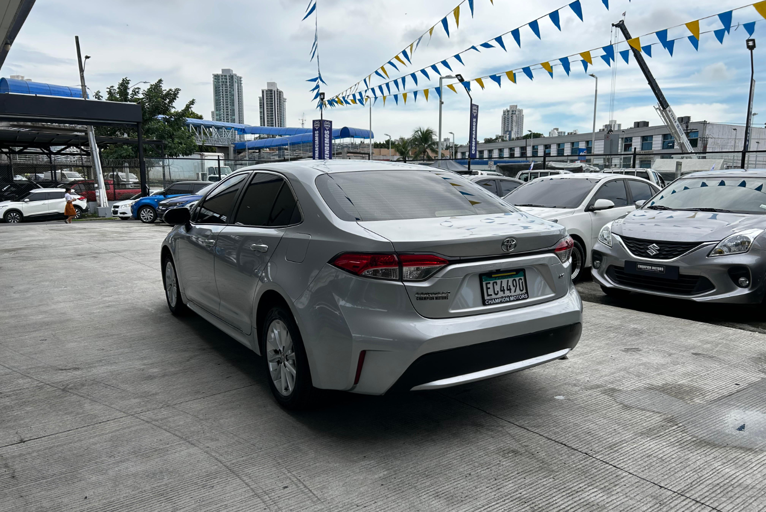 Toyota Corolla 2022 Automático color Plateado, Imagen #6