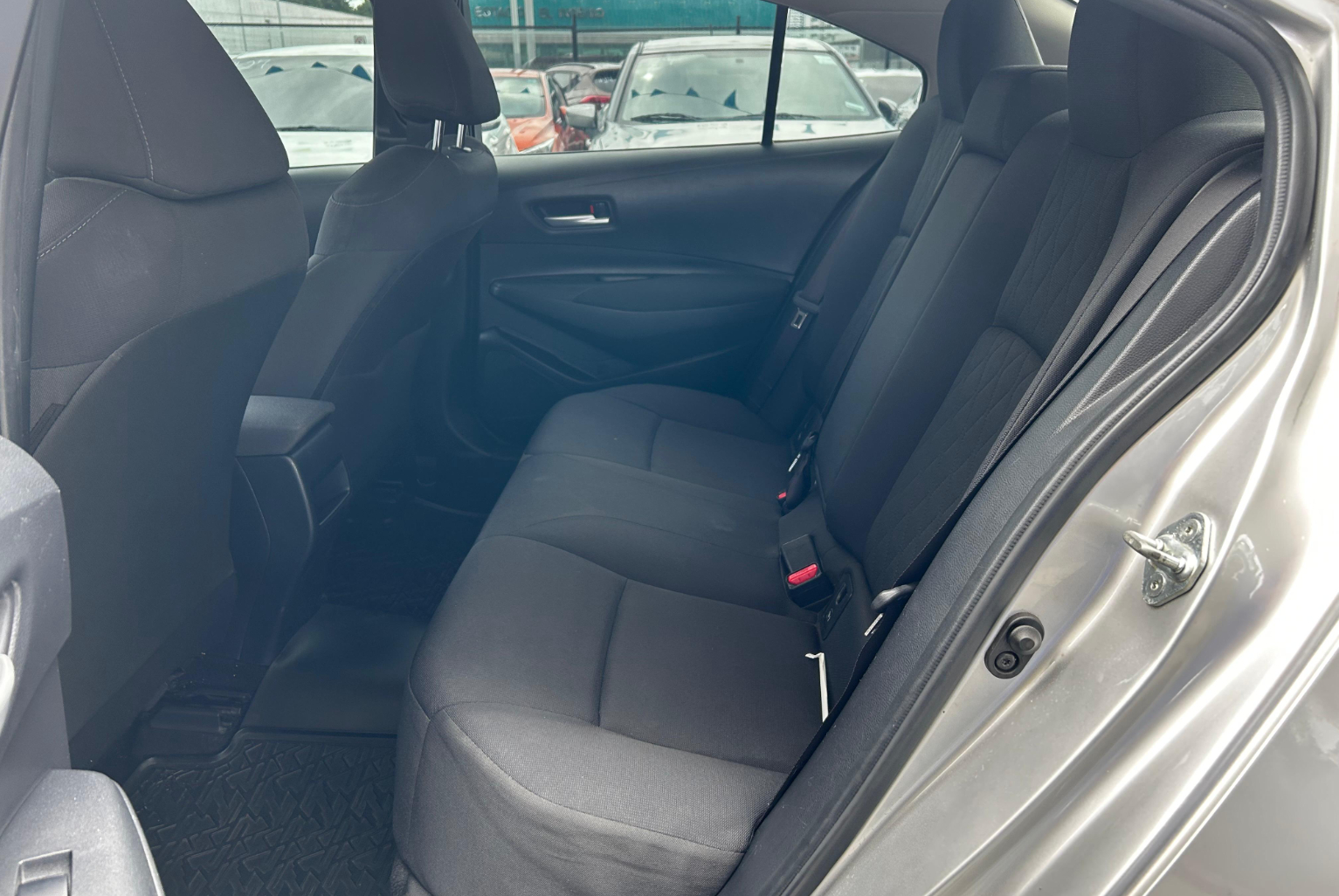 Toyota Corolla 2022 Automático color Plateado, Imagen #10