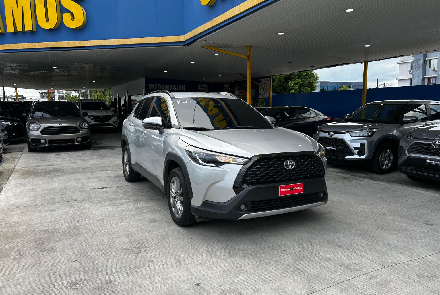 Toyota Corolla Cross 2022 Automático color Plateado, Imagen #3