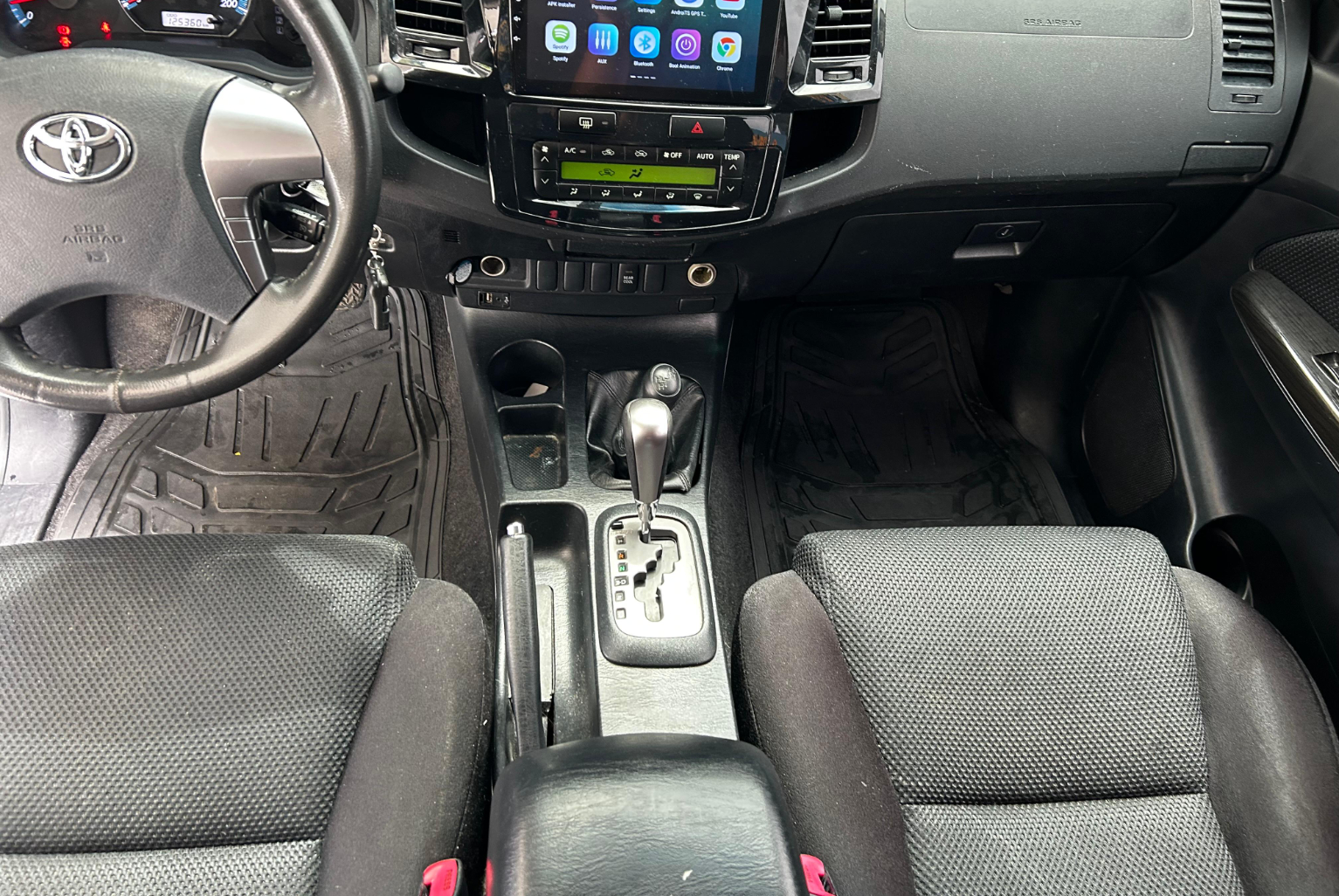 Toyota Fortuner 2015 Automático color Blanco, Imagen #9