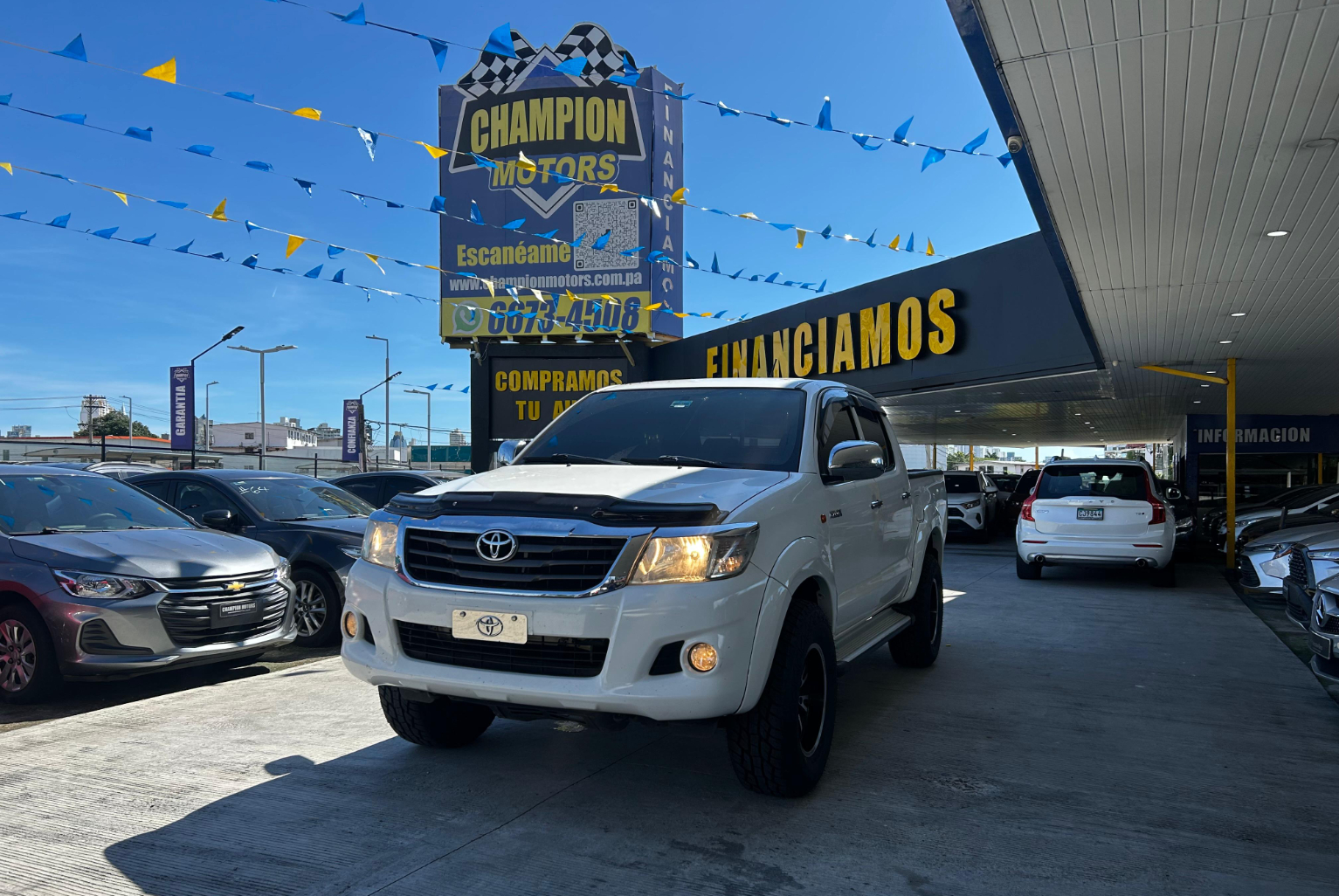 Toyota Hilux 2015 Manual color Blanco, Imagen #1