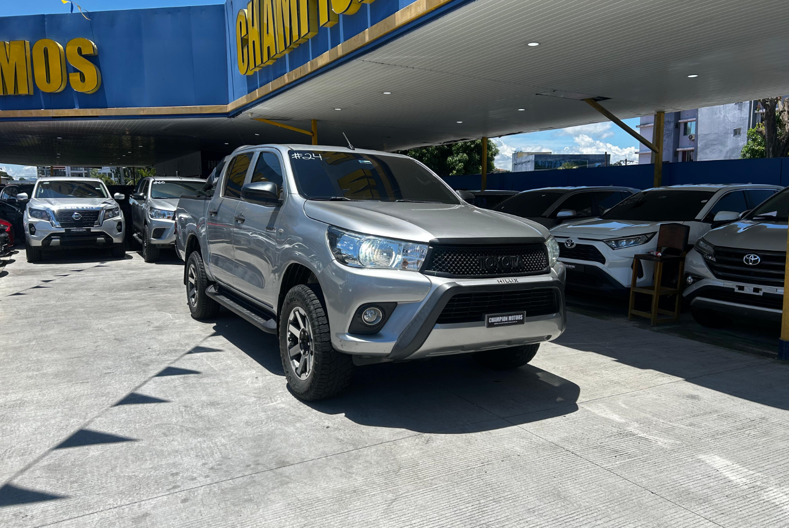 Toyota Hilux 2017 Manual color Plateado, Imagen #3