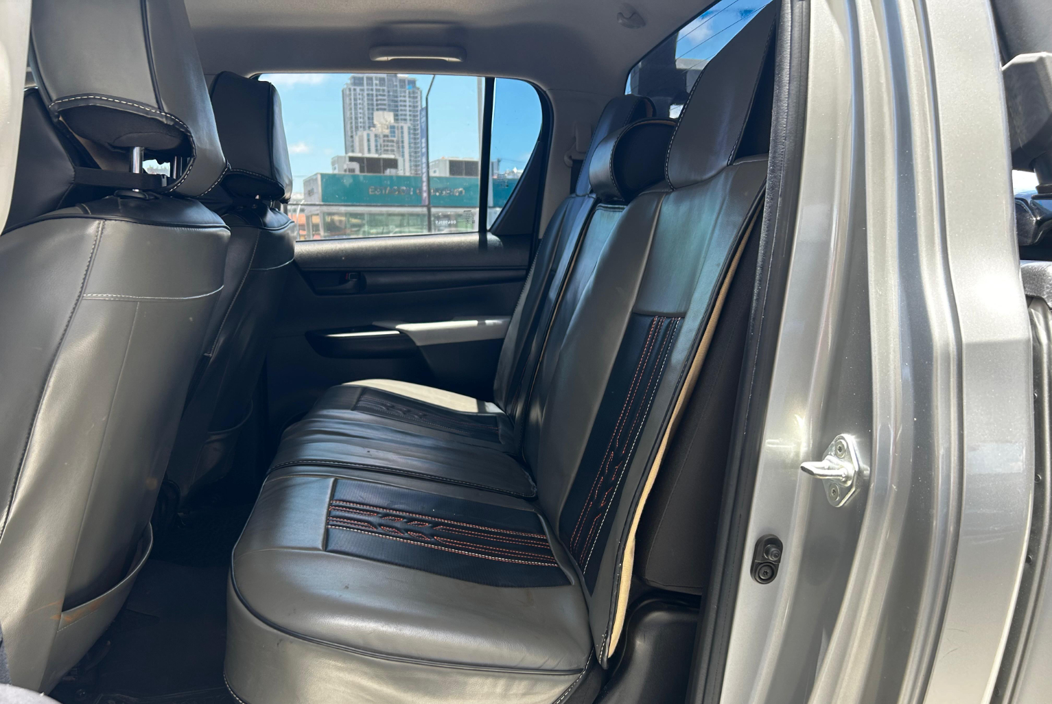 Toyota Hilux 2017 Manual color Plateado, Imagen #9