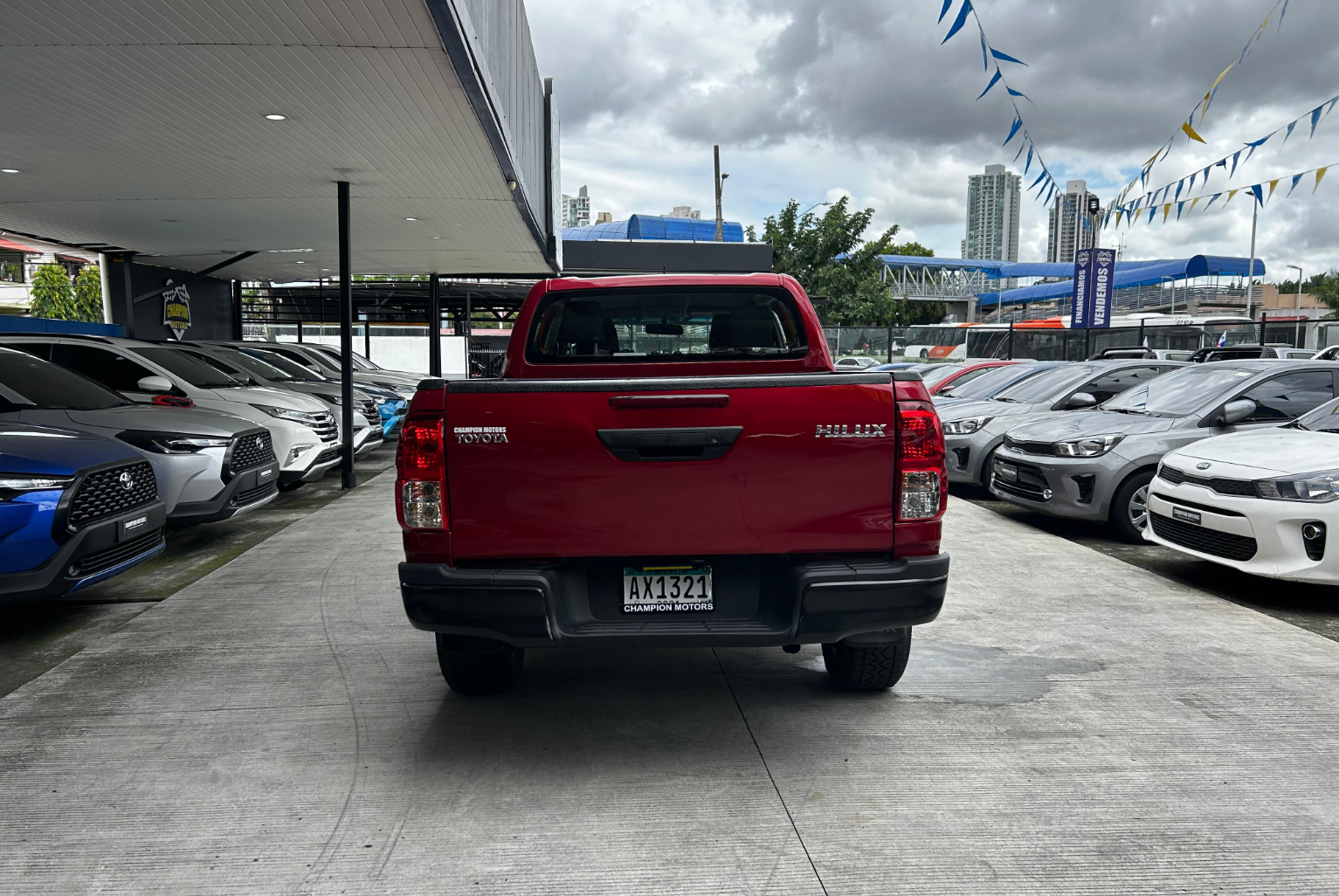 Toyota Hilux 2016 Manual color Rojo, Imagen #5